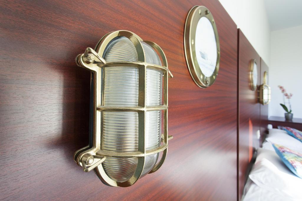 Chambre Familiale (3 Adultes)